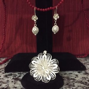 Vintage Silver Flower Pendant & Dangle Earrings
